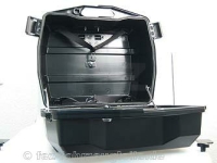 Koffer / Seitenkoffer Tour 32s (Volumen 32 Liter) Kunststoff schwarz mit Verriegelung und Schloss (deutsche Produktion)